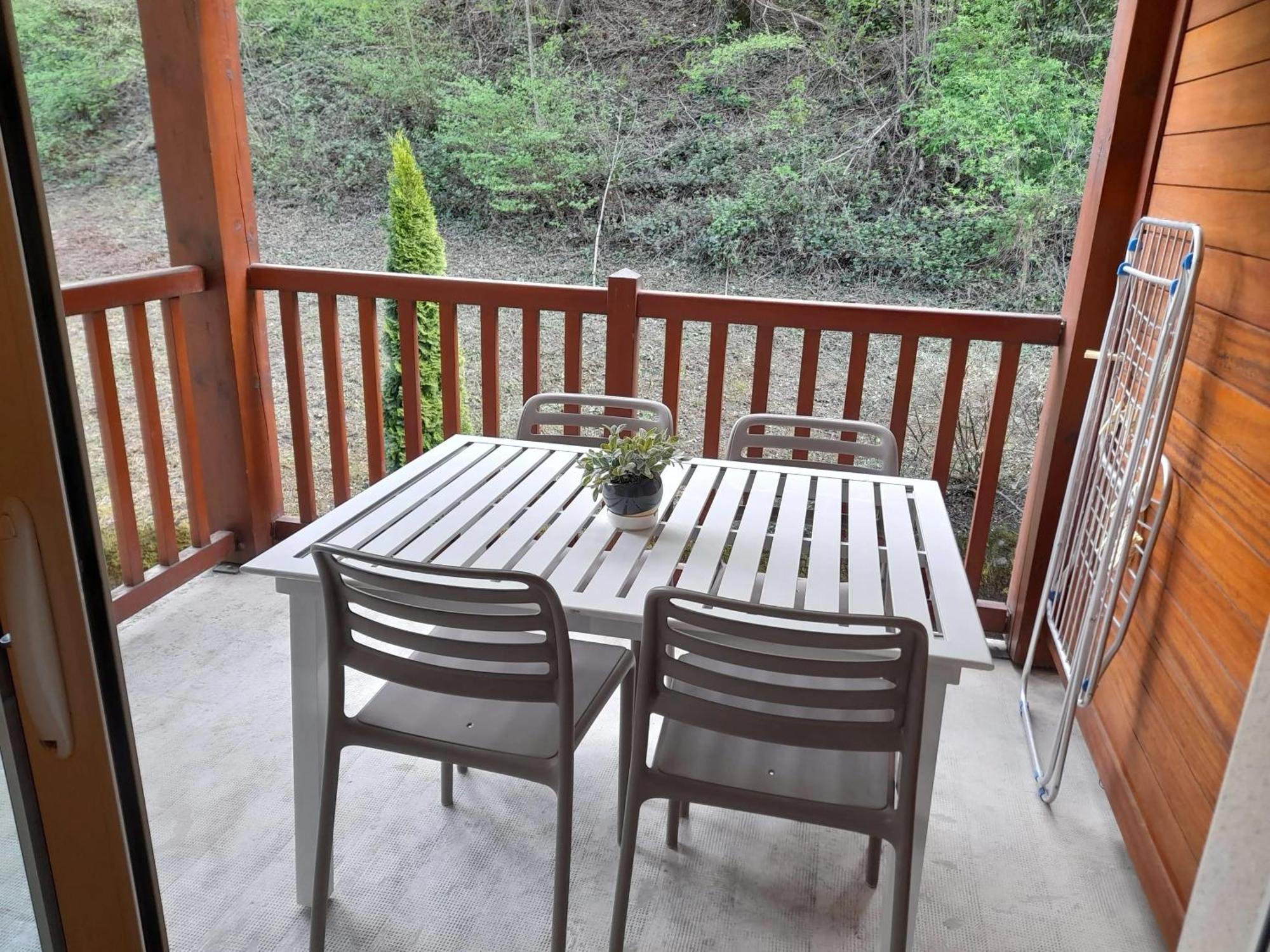 Appartement Avec Vue Sur La Montagne A Saint Lary Soulan 28 M² Piscine Kültér fotó